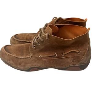 Ariat Men's Holbrook leather Boots Chukka moccasin distressed. Size 9.5